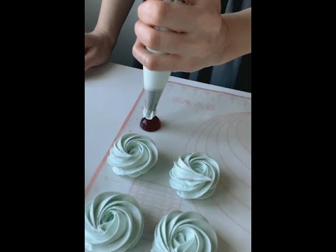 Видео: МК Часть 1🎂Зефирный мини-тортик от Марфы @endomarfin + РЕЦЕПТ🎂Marshmallow mini cake Recipe