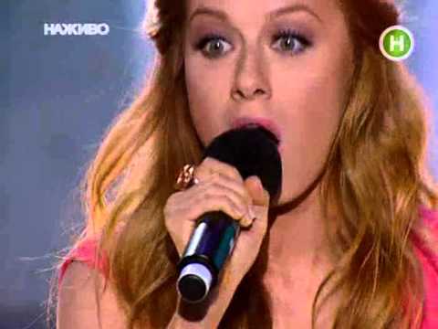 Видео: Юля Савичева   Москва Владивосток Золотой Граммофон