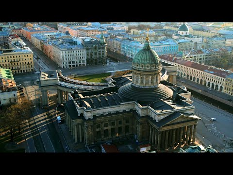 Видео: Пустой Санкт-Петербург с высоты птичьего полёта во время карантина