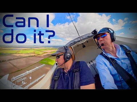 Видео: Полет WT9 вдоль южного побережья Англии