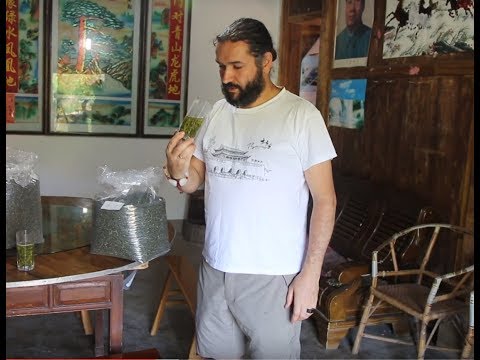 Видео: Зеленый и красный чай из деревни Юнси, провинция Аньхой. Юнси Хо Цин. China Yongxi Anhui