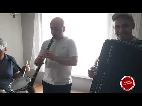 Видео: Despacito исполняют Армяне (Чалтырь)