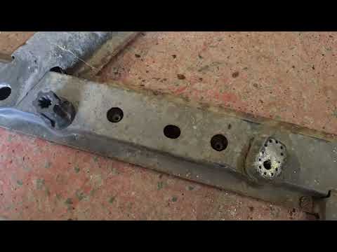 Видео: Замена переднего подрамника Renault Clio EASY (без снятия переднего бампера)