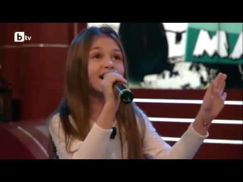 Видео: Шоуто на Слави: Крисия и г-н Андреев (смях)