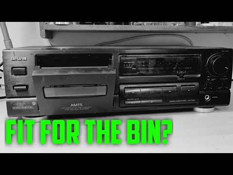 Видео: Вытащено из МУСОРА - Кассетная дека Aiwa F450. Вы бы спасли ее?