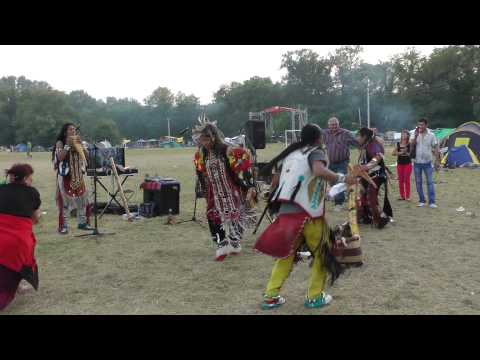 Видео: ANKA-INKA, публика пляшет