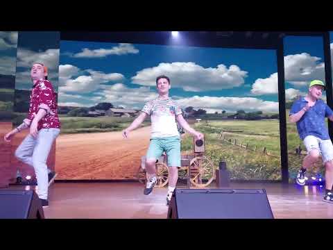 Видео: Едем в соседнее село (танец)