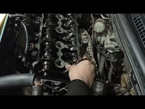 Видео: Регулировка клапанов на моторе jl4g18 (geely sc7)