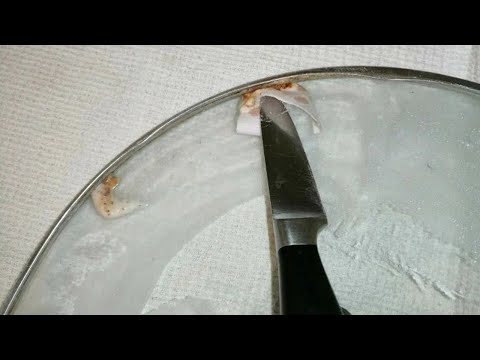 Видео: Просто и быстро ОТМЫТЬ труднодоступные места в СТЕКЛЯННОЙ КРЫШКЕ