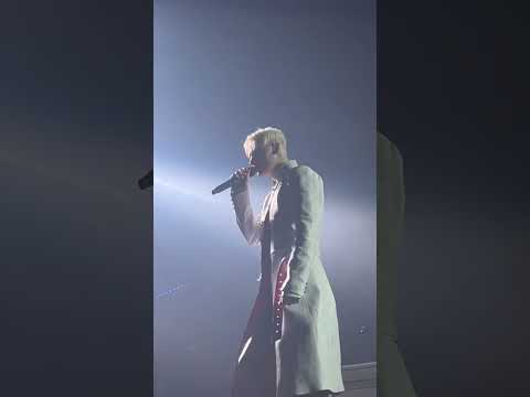 Видео: @SHAMAN_ME - Мама (Крокус Сити Холл 10 марта 2024)