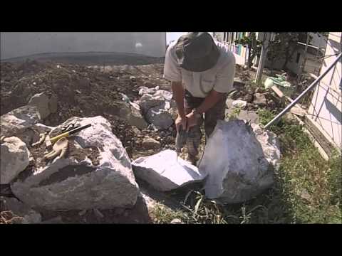 Видео: Как расколоть камни клиньями. Мастер-класс