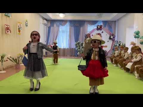 Видео: Анаға қарап қыз өсер...