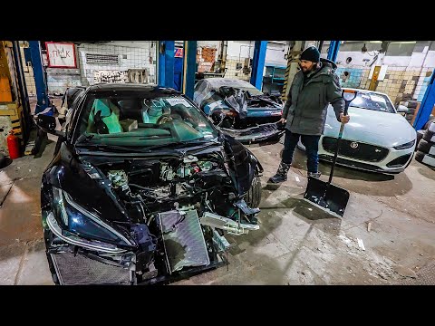 Видео: Откопали тайник на миллиард! 100 редчайших машин в сугробах… Шок контент!