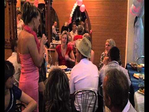 Видео: волшебная шляпа