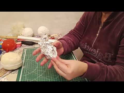 Видео: Гусеница на клубнике. Мастер класс. Ватная игрушка. Часть 1