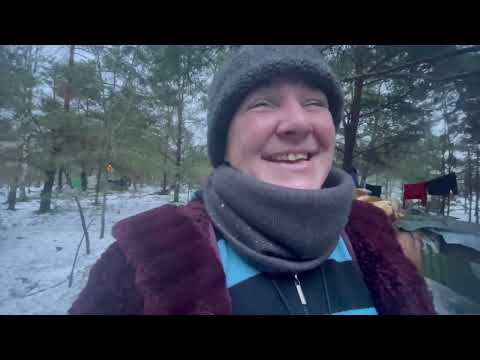Видео: Игра на выживание или жизнь на свалке. 2 сезон, 2 серия. Еда. Витя мусорщик.