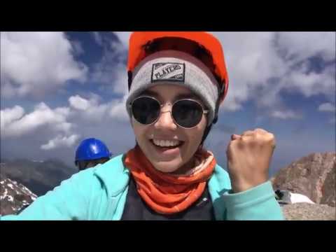 Видео: Восхождение на пик Нурсултан (4376м)