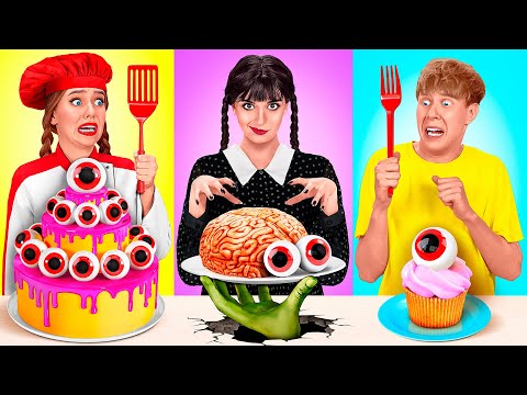 Видео: Кулинарный Челлендж: Уэнсдей Против Бабушки | Кухонные Лайфхаки и Рецепты от Friendly DO