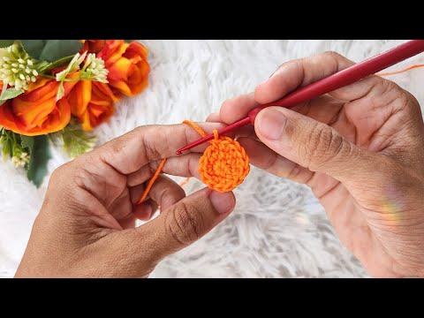 Видео: Сделано за 10 минут - Идеальный брелок крючком для начинающих🔥💥 (с субтитрами)