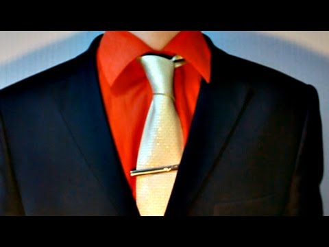 Видео: Как завязать галстук? Виктория