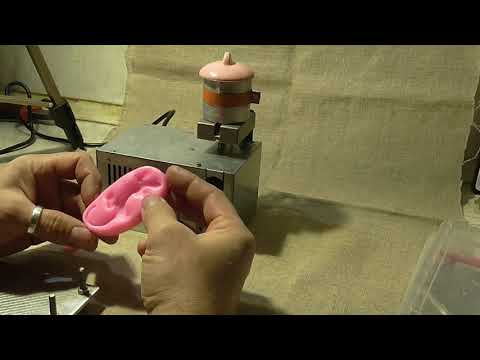 Видео: плавление воска. самодельное устройство.