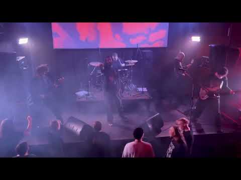 Видео: Vólan - На гранитных аллеях, live Ласточка, 25.10.2025 г.