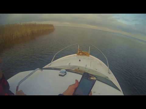 Видео: Испытания.Первый выход катера "ВолкЪ" на воду.