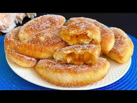 Видео: Натерла ЯБЛОКИ, смешала и пожарила:ВКУСНЯТИНА на завтрак для всейСЕМЬИ! Оладьи с Яблоками