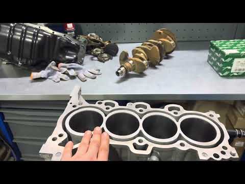 Видео: Хендай ix35 G4NA 2.0 начало задиров и расточка блока 0.50.маслофорсунки на резьбе!обзор ремонта