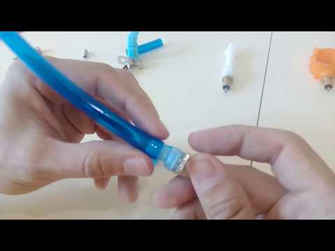 Видео: обзор ниппельных и чашечных поилок для кроликов