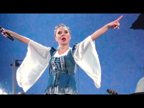 Видео: Пелагея - Валенки