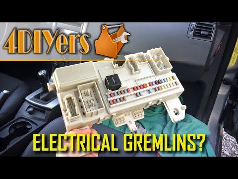 Видео: Как: Снятие и очистка CEM для Volvo C30 S40 V50 C70