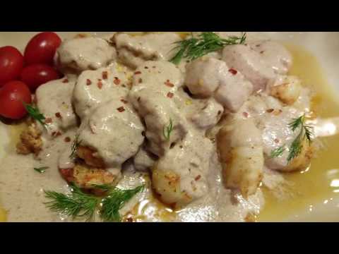 Видео: Креветки с морскими гребешками. Рецепт Димы Кулинахера.