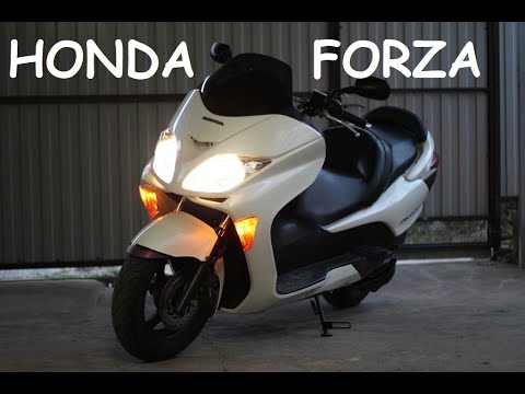 Видео: Honda Forza 250 MF08. Обслуживание.