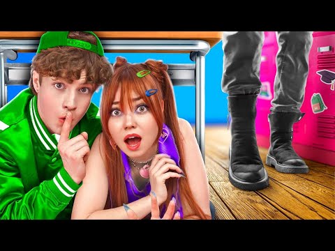 Видео: Выживаю с Хулиганами в Школе! Мой Брат Стал Моим Врагом