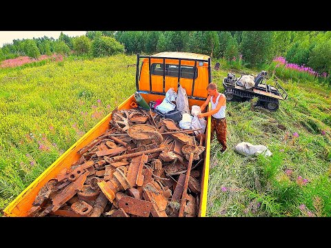 Видео: ЭТИ НАХОДКИ НЕ ДАВАЛИ НАМ ОТДОХНУТЬ МЕТАЛО КОП НА ВЕЗДЕХОДЕ!  ! ЗДЕСЬ ЗАКАПЫВАЛИ ТРАКТОРА ЦЕЛИКОМ!