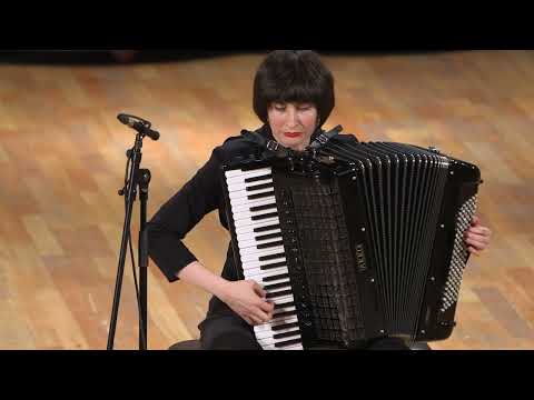 Видео: БАХ Прелюдия и фуга до мажор - Мария Власова / BACH Prelude and Fugue C major BWV 846- Maria Vlasova