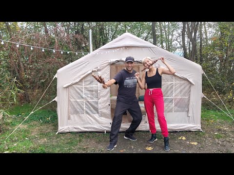 Видео: НОЧУЕМ В НАДУВНОЙ ПАЛАТКЕ С ДРОВЯНОЙ ПЕЧЬЮ. ТЕСТИРУЕМ ФОНАРЬ С ДАТЧИКОМ ДВИЖЕНИЯ.