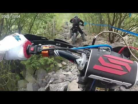 Видео: Гонка обострение 2025 часть первая #мотоманьяк #jhl #motocross #enduro #эндуро #enduro 