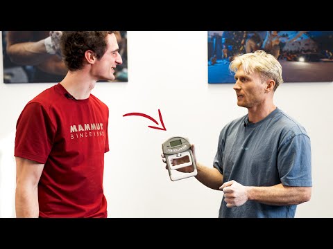 Видео: Сила хвата лучшего в мире скалолаза вас потрясет.