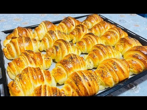 Видео: Вот как надо готовить Самые Вкусные БУЛОЧКА или ПИРОГ! Тесто воздушное как Пух!!.