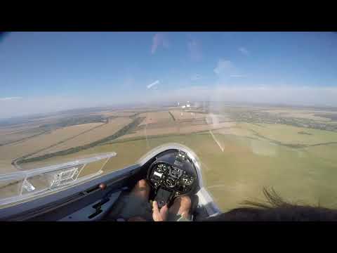 Видео: Излитане с безмоторен планер чрез винди (лебедка)