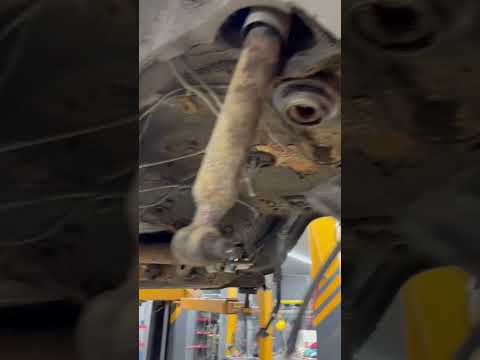 Видео: Легенда! Лучший Мерседес за всю историю W140. Капремонт ходовой части