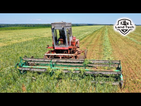 Видео: Редкая болгарская косилка Д-101А работает с жаткой ЖВН-6 на скашивании травы на сенаж!