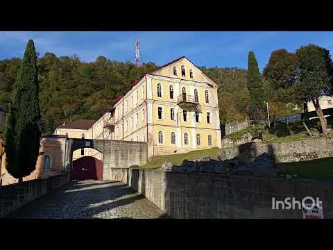 Видео: Долгая дорога вокруг Иверской горы.