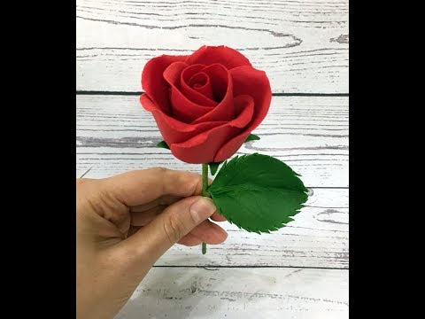 Видео: Роза из мастики. Самый простой способ для новичков! Easy and fast fondant rose! Танинторт