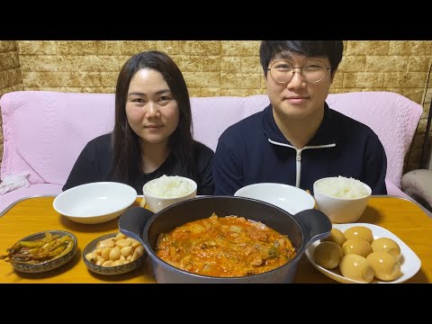Видео: Mukbang/Кимчитиге/Korean Kimchi jjigae/김치찌개/