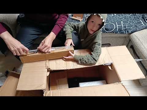Видео: Очередная коробка с товаром 