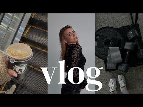 Видео: VLOG: тренировки в зале и дома 🎧| питание | распаковка из Золотого яблока