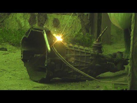 Видео: М2140 Сколотый Рубин ч.5 Свариваем Алюминий Электродом!